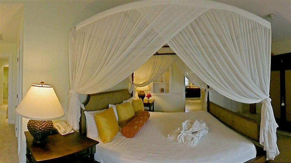 Hotel Point Grace Grace Bay Esterno foto