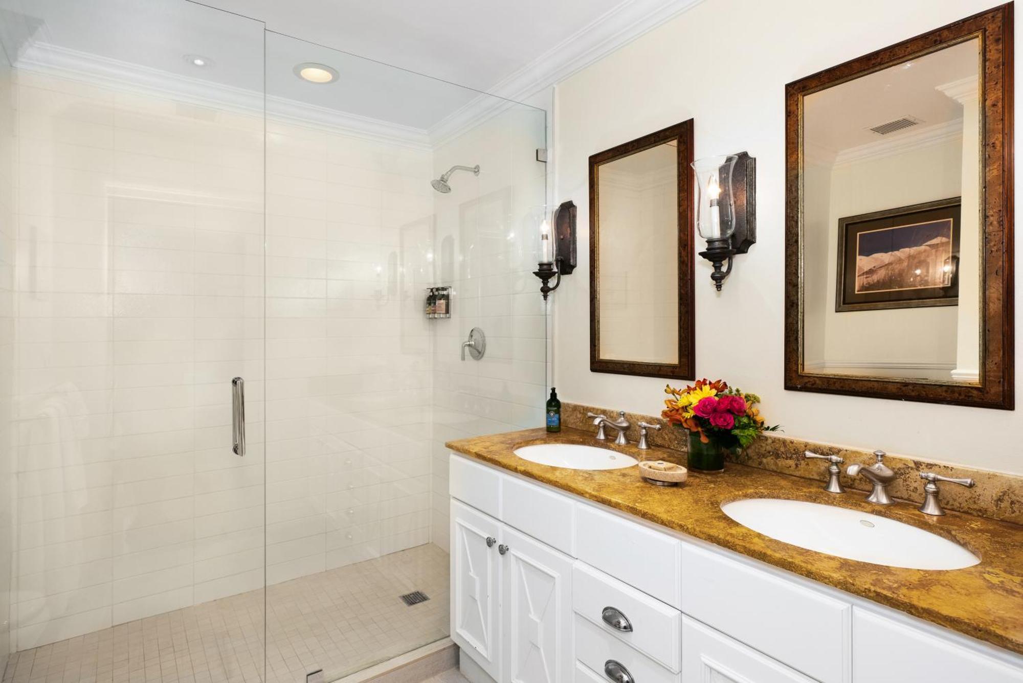 Hotel Point Grace Grace Bay Esterno foto
